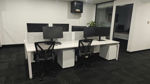 Small business office workstations set up by COMPwize